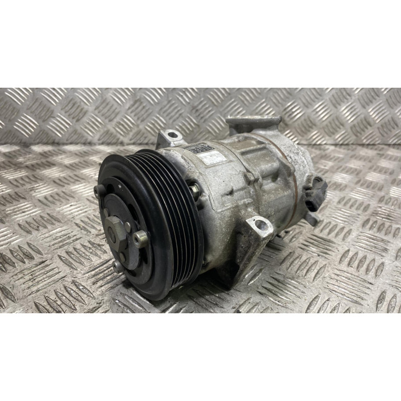 Compresseur clim OPEL CORSA E Photo n°3