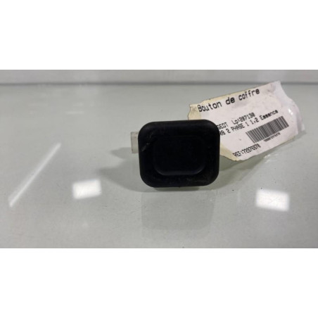 Bouton de coffre PEUGEOT 3008 2