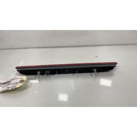 Feu arriere stop central PEUGEOT 3008 2