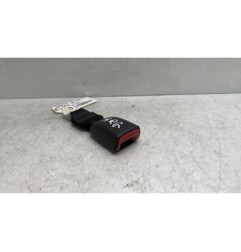 Attache ceinture arriere gauche PEUGEOT 107