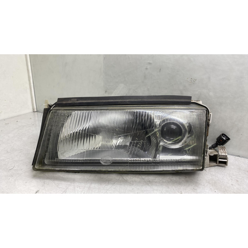 Optique avant principal gauche (feux)(phare) SKODA OCTAVIA 1 Photo n°2