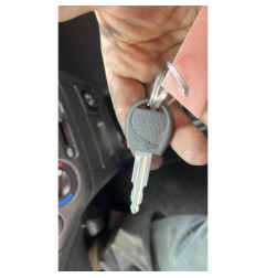 Attache ceinture avant droit CHEVROLET AVEO 1