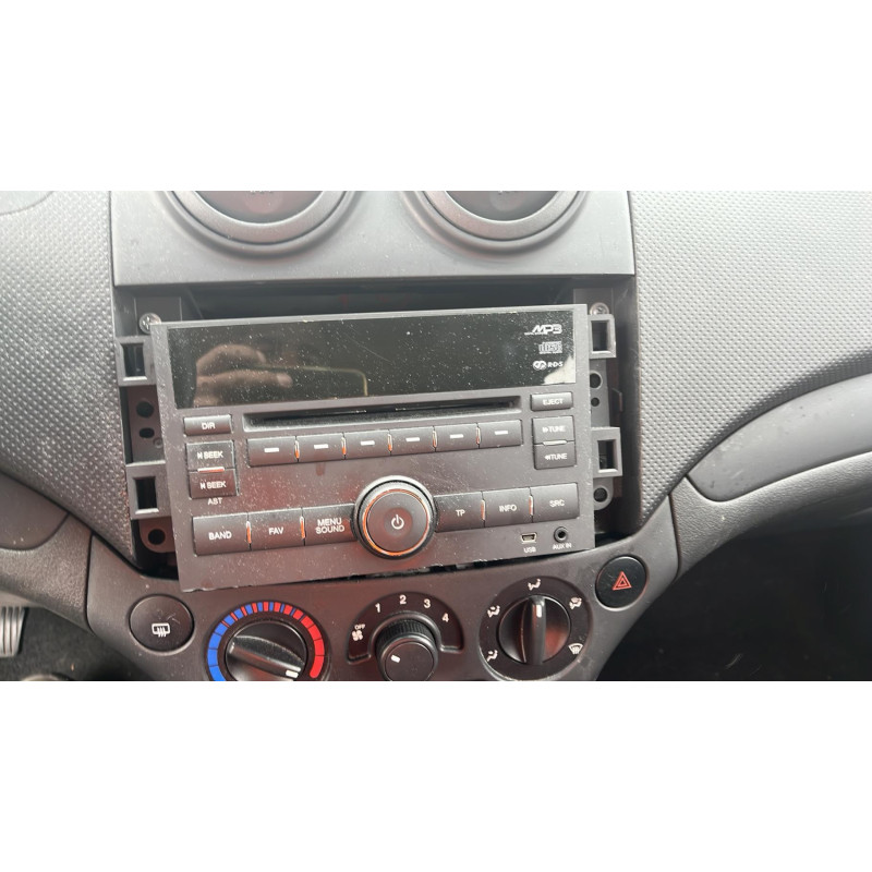 Attache ceinture avant droit CHEVROLET AVEO 1 Photo n°15