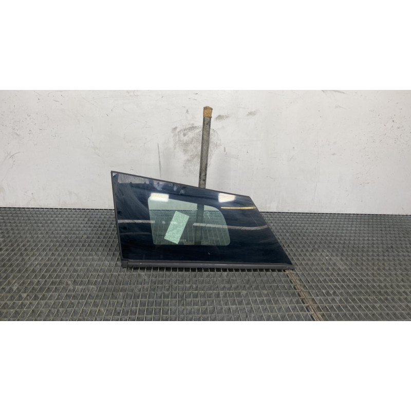 Custode arriere gauche RENAULT CLIO 4 Photo n°2