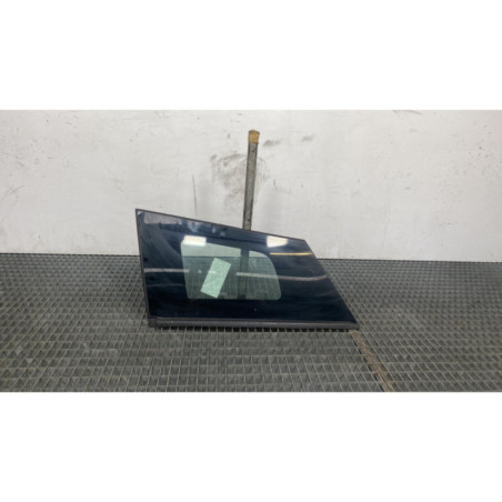 Custode arriere gauche RENAULT CLIO 4