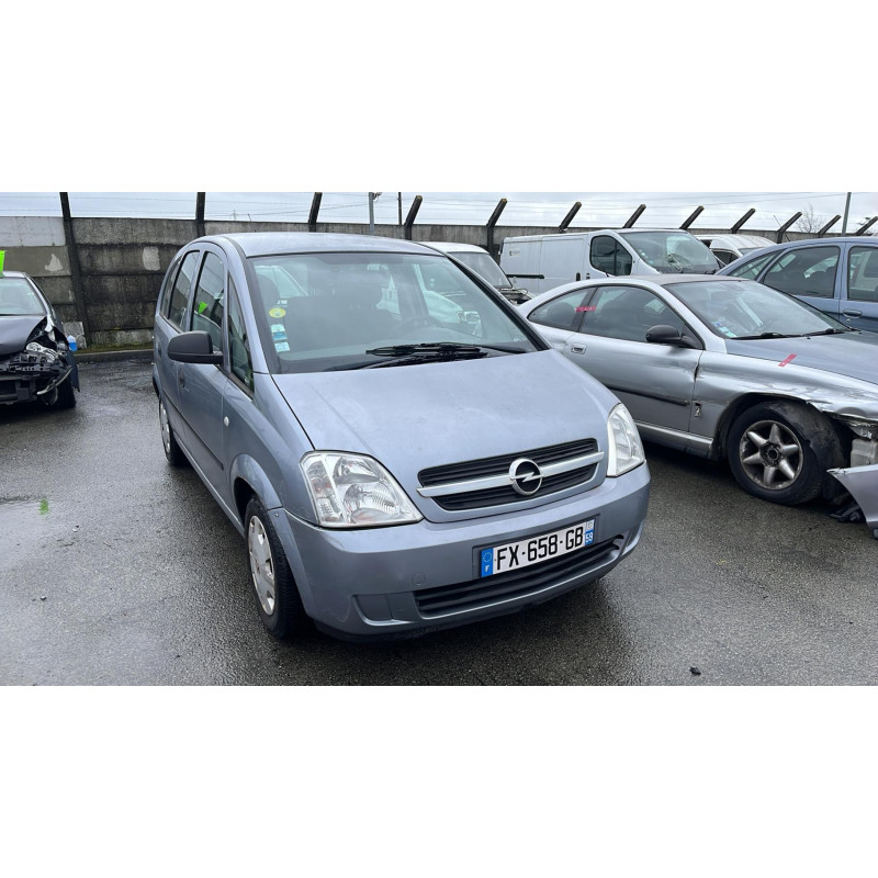 Alternateur OPEL MERIVA A Photo n°6