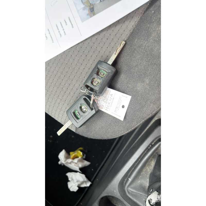 Alternateur OPEL MERIVA A Photo n°12