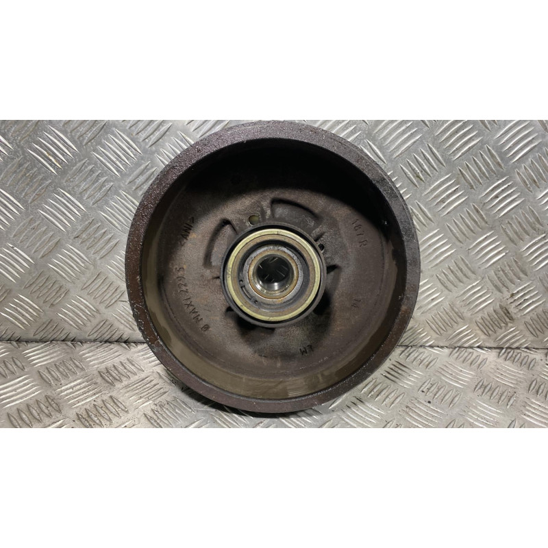 Tambour arriere droit RENAULT CLIO 4 Photo n°1
