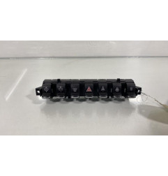 Bouton de warning PEUGEOT 3008 1