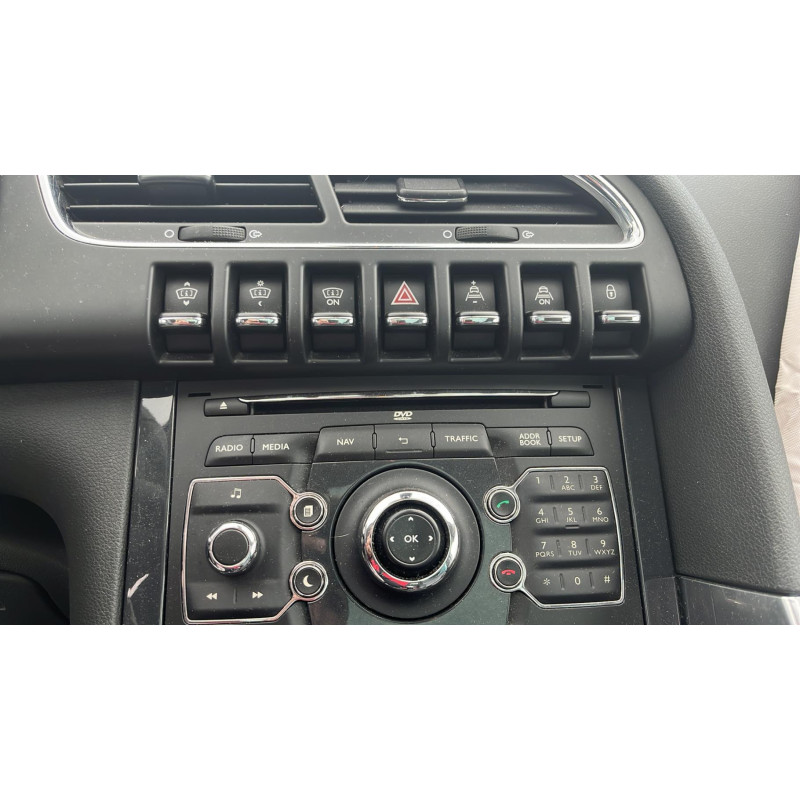 Bouton de warning PEUGEOT 3008 1 Photo n°6