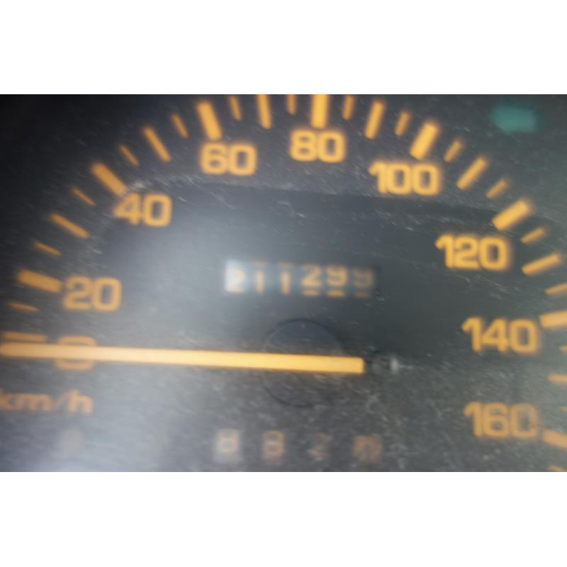 Trappe d'essence MAZDA 323 3 Photo n°10