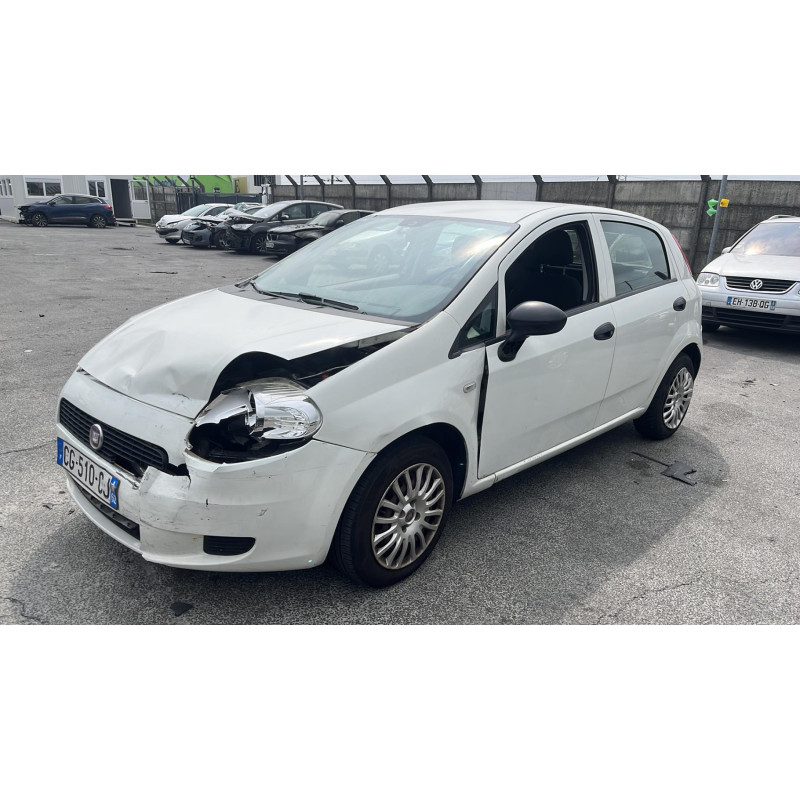 Bouton de warning FIAT GRANDE PUNTO Photo n°9