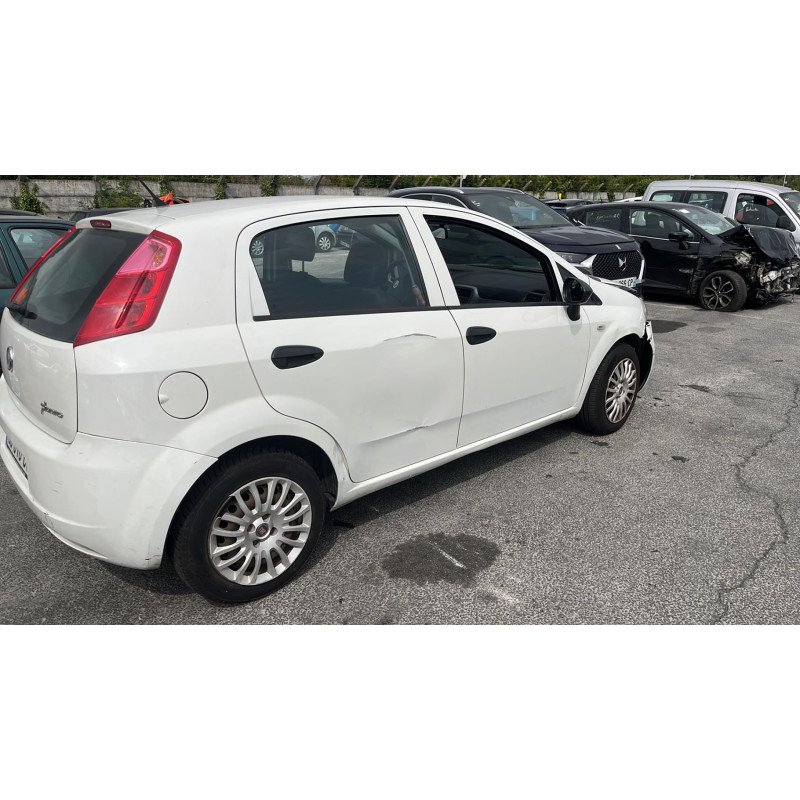 Bouton de warning FIAT GRANDE PUNTO Photo n°15