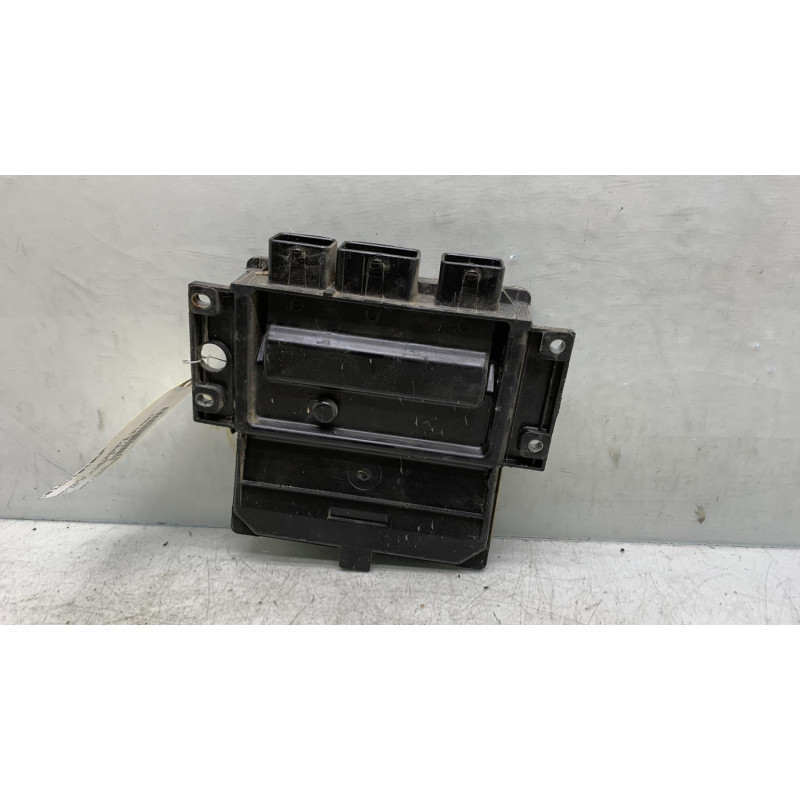 Calculateur moteur RENAULT CLIO 3 Photo n°2