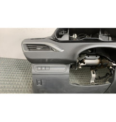 Planche de bord complete PEUGEOT 2008 1