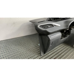 Planche de bord complete PEUGEOT 2008 1