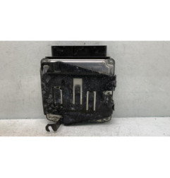 Calculateur moteur VOLKSWAGEN GOLF 5 Photo n°1