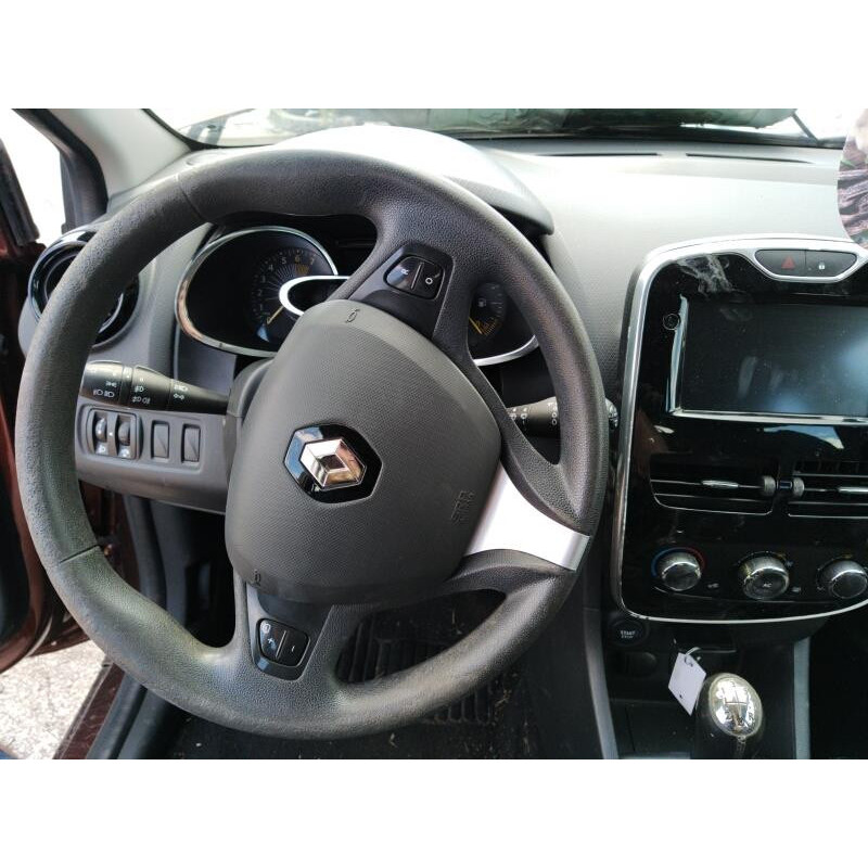 Poignee interieur arriere gauche RENAULT CLIO 4 Photo n°6