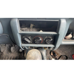 Serrure avant droit RENAULT KANGOO 1