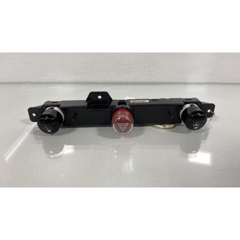 Bouton de warning FIAT 500 2 Photo n°3