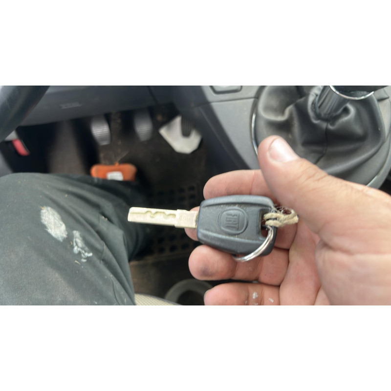 Cremaillere assistee FIAT 500 2 Photo n°10