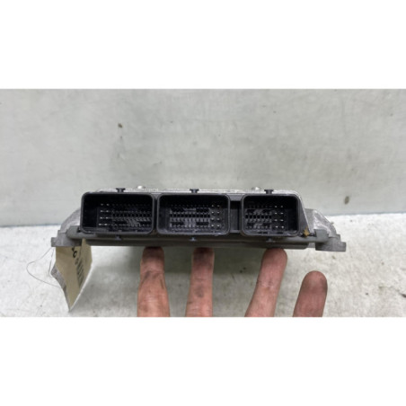 Calculateur moteur PEUGEOT 407