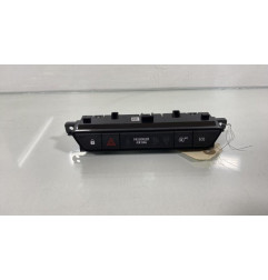 Bouton de warning DACIA SANDERO 3