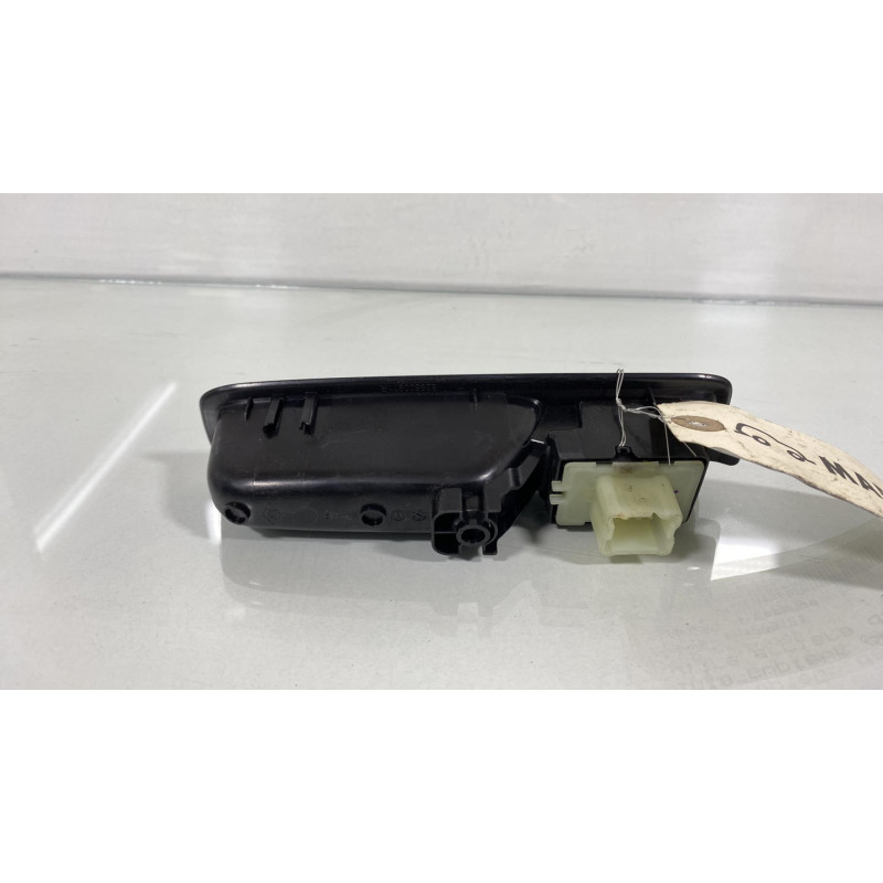 Interrupteur de leve vitre arriere droit DACIA SANDERO 3 Photo n°3