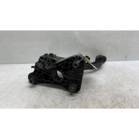 Pedale d'embrayage DACIA SANDERO 3