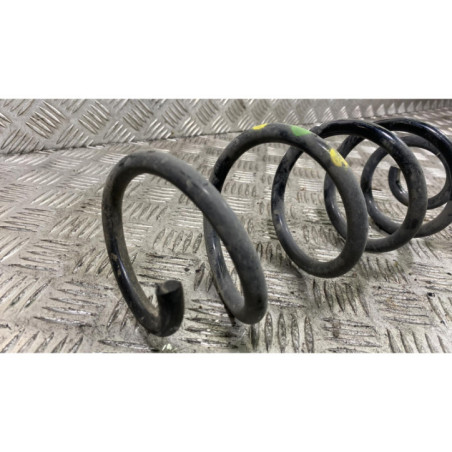 Ressort de suspension arriere droit DACIA SANDERO 3