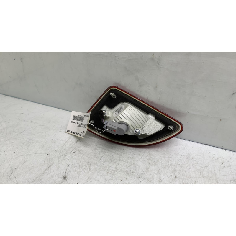 Feu arriere secondaire droit (feux) RENAULT TWINGO 2 Photo n°1