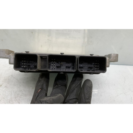 Calculateur moteur RENAULT TWINGO 2