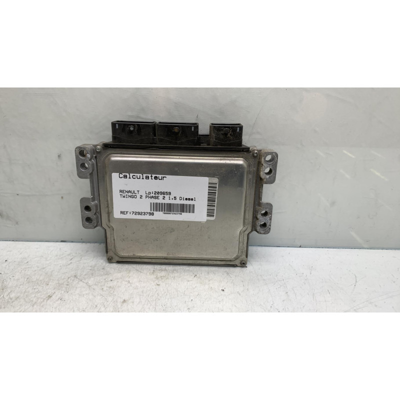 Calculateur moteur RENAULT TWINGO 2 Photo n°3