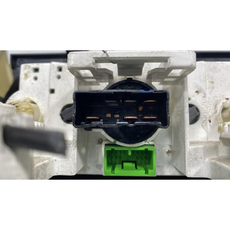 Commande chauffage SUZUKI SWIFT 3 Photo n°3