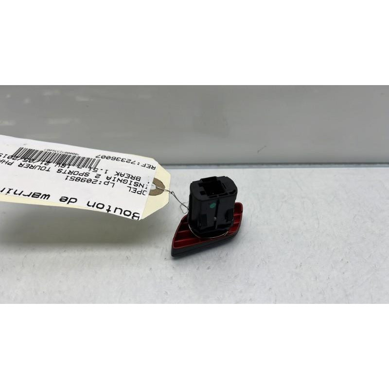 Bouton de warning OPEL INSIGNIA 2 SPORTS Photo n°3