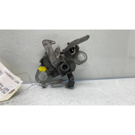 Fermeture de capot PEUGEOT 607