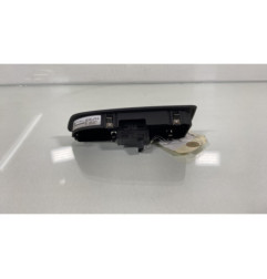 Interrupteur de leve vitre avant droit BMW SERIE 1 E87