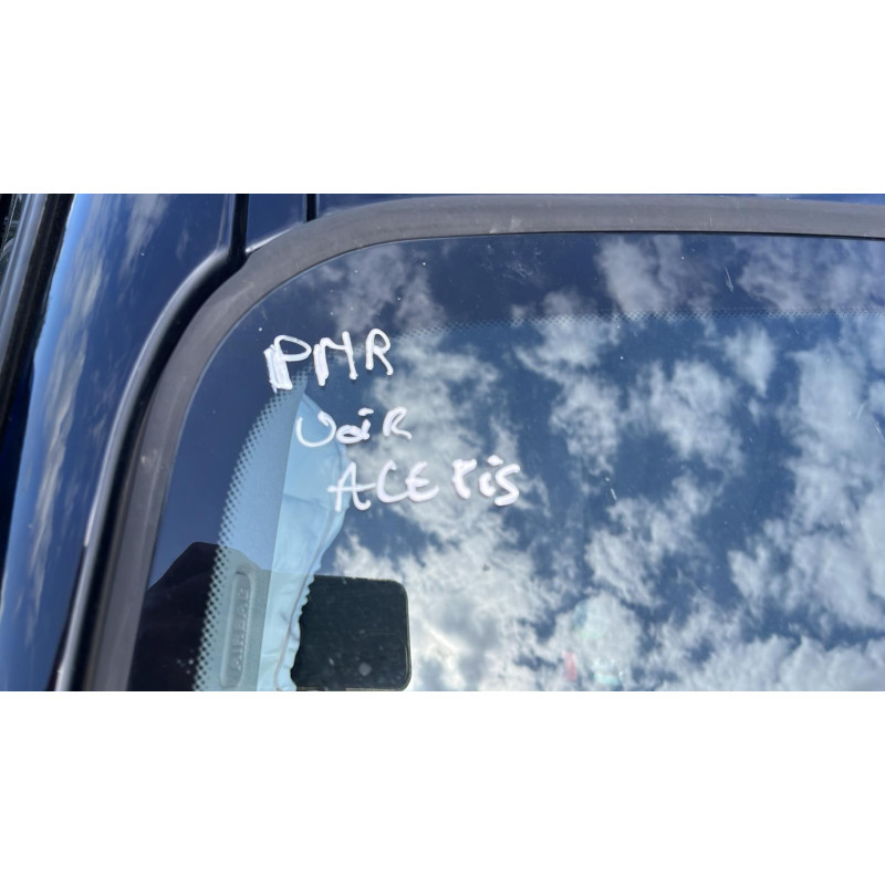 Interrupteur de leve vitre avant droit BMW SERIE 1 E87 Photo n°14