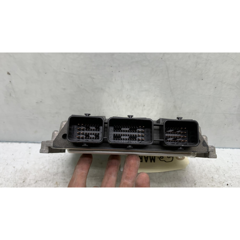 Calculateur moteur CITROEN C4 1 Photo n°3