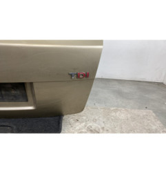 Malle/Hayon arriere VOLKSWAGEN PASSAT 4