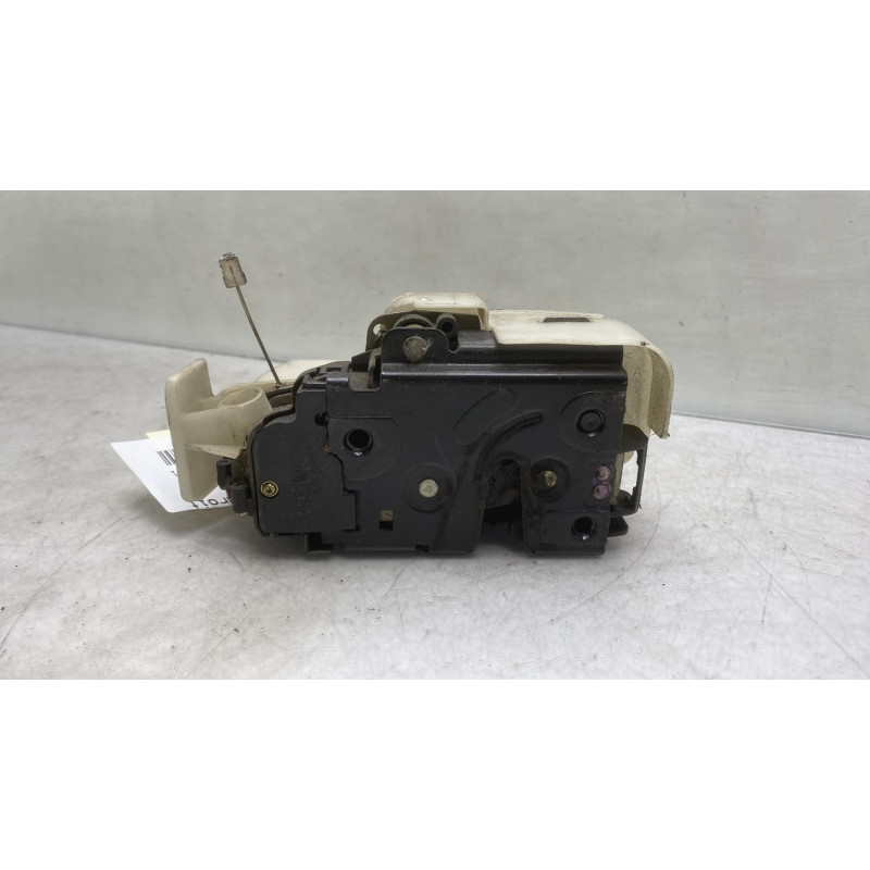 Serrure avant droit VOLKSWAGEN PASSAT 4 Photo n°4