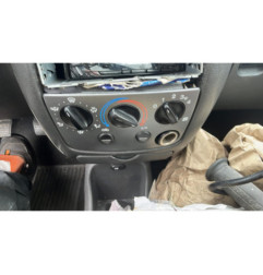 Interrupteur de leve vitre avant gauche FORD FIESTA 4