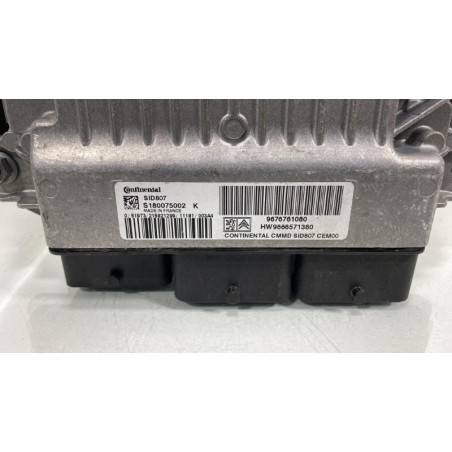 Calculateur moteur PEUGEOT 3008 1