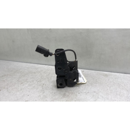 Fermeture de capot VOLKSWAGEN POLO 4