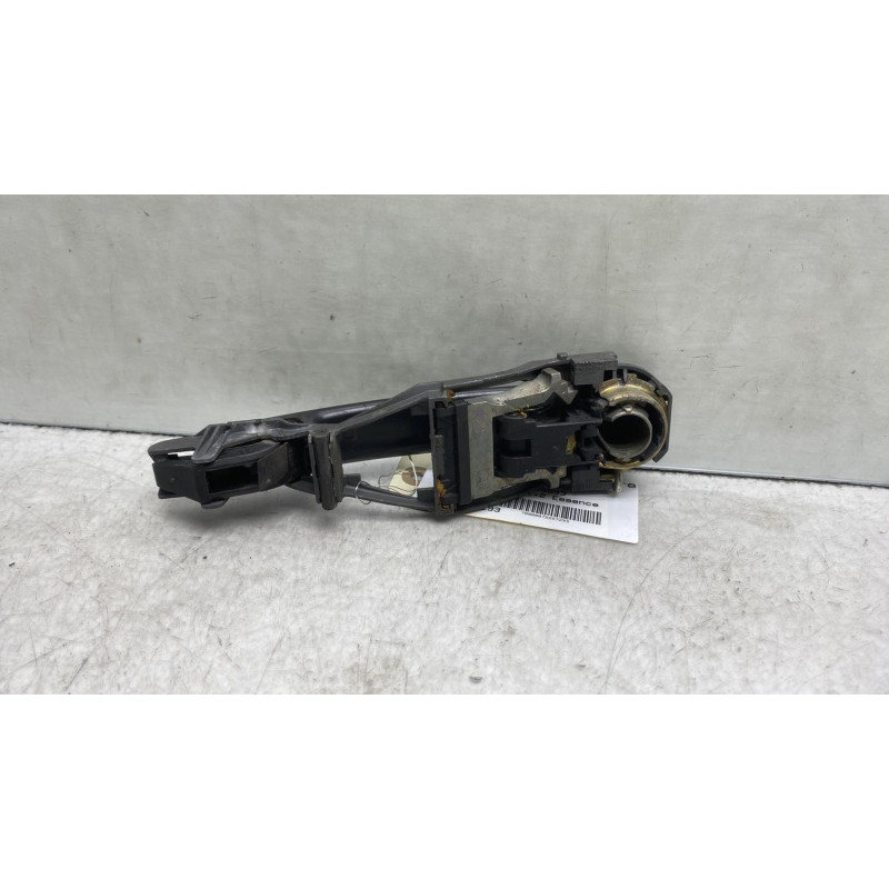Poignee porte arriere gauche VOLKSWAGEN POLO 4 Photo n°2