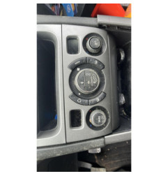 Serrure avant droit PEUGEOT 308 1