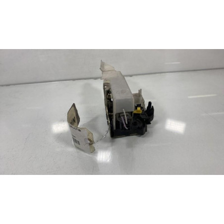 Serrure avant gauche RENAULT CLIO 2
