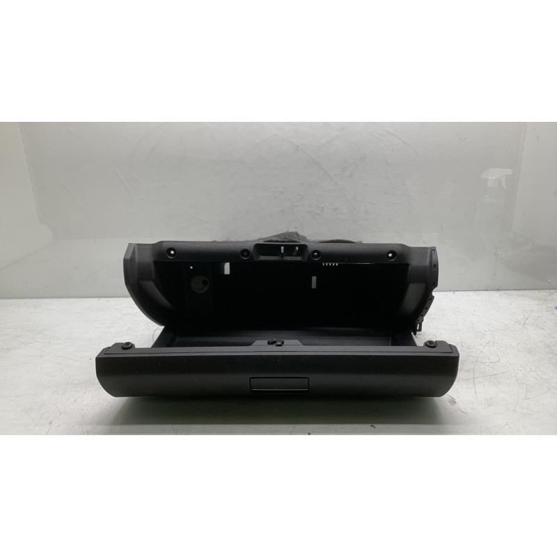 Boite a gants MERCEDES CLASSE B 245 Photo n°3