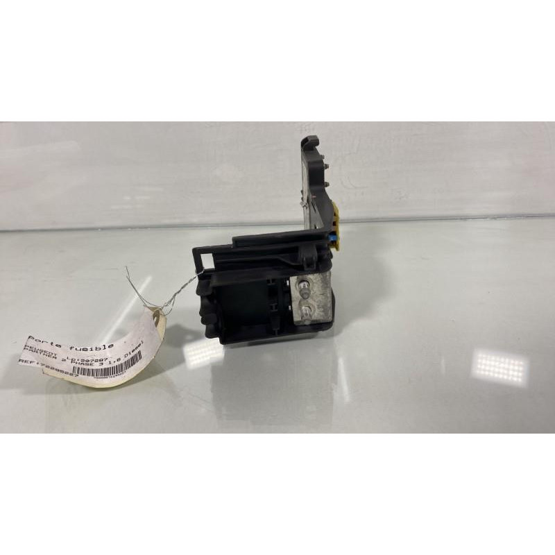 Porte fusible PEUGEOT PARTNER 2 Photo n°4