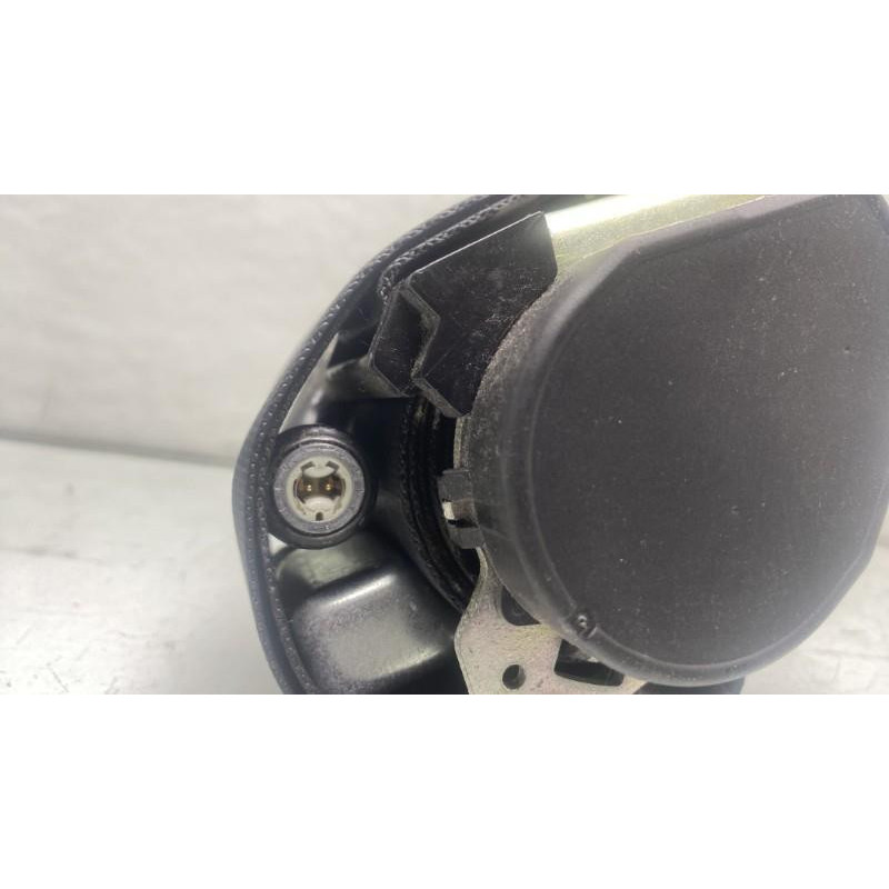 Pretensionneur de ceinture avant droit PEUGEOT 307 Photo n°4